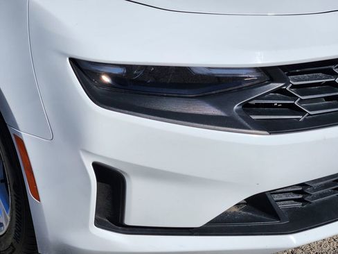 Used 2023 Chevrolet Camaro LT image 9