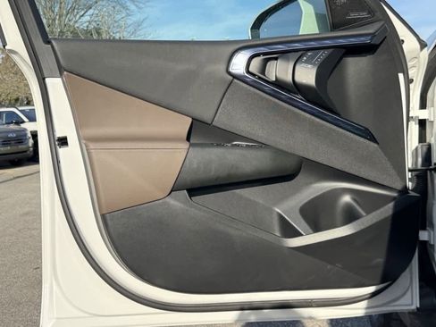 New 2025 BMW X3 xDrive30i w/ Premium Package image 15