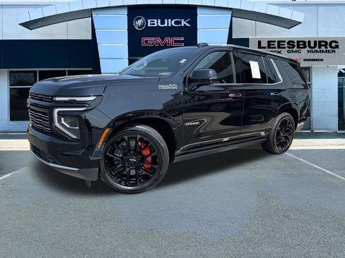 Used 2025 Chevrolet Tahoe High Country AWD/4WD image 3