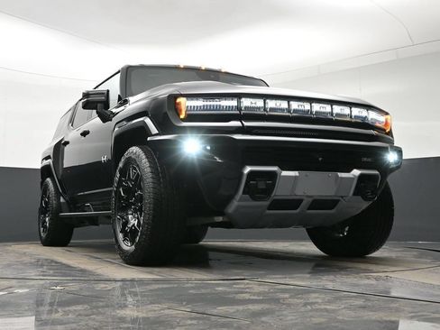 Used 2025 GMC Hummer EV 2X AWD/4WD image 29