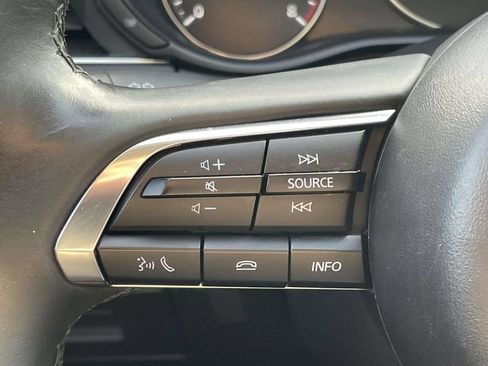 Used 2024 MAZDA MAZDA3 s FWD image 11