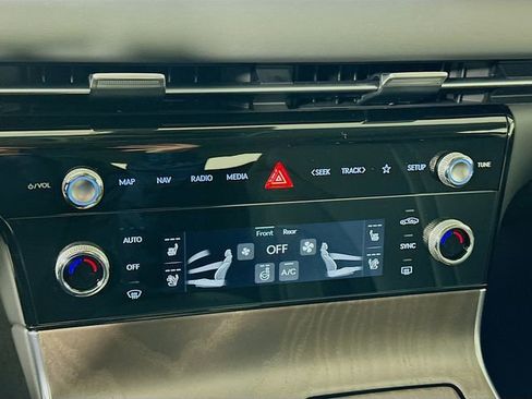 New 2026 Genesis G80 2.5T Advanced image 14