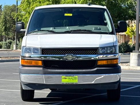 Used 2024 Chevrolet Express 3500 LT w/ LT Preferred Equipment Group image 6