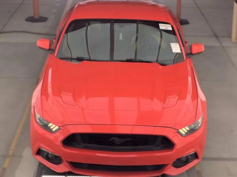 Used 2017 Ford Mustang GT w/ GT Performance Package RWD image 2