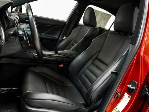 Used 2022 Lexus IS 350 F Sport image 6