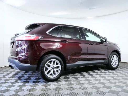 Certified 2024 Ford Edge SEL w/ Convenience Package AWD/4WD image 8
