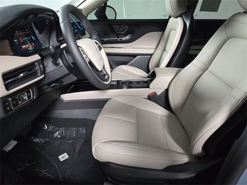 New 2026 Lincoln Corsair Grand Touring image 13