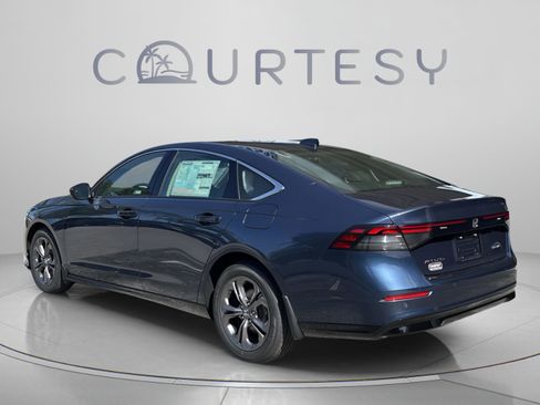 Used 2026 Honda Accord EX-L image 5