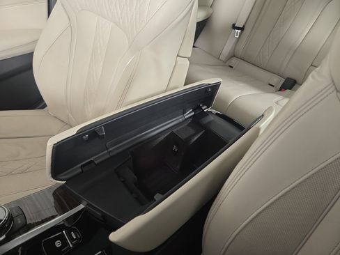 Used 2022 BMW 530i xDrive 530i xDrive w/ Executive Package image 29