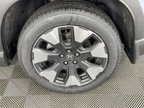 New 2026 Honda Pilot Touring image 22