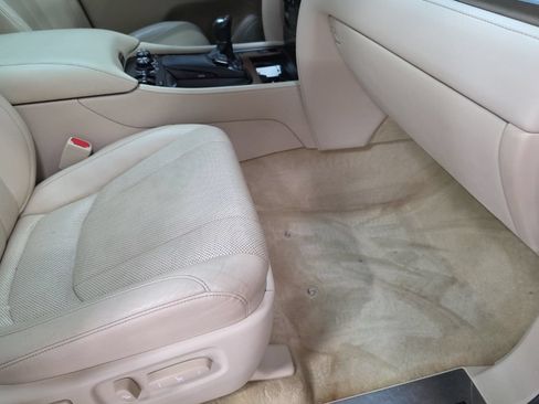 Used 2019 Lexus LX 570 4WD w/ Luxury Package image 12