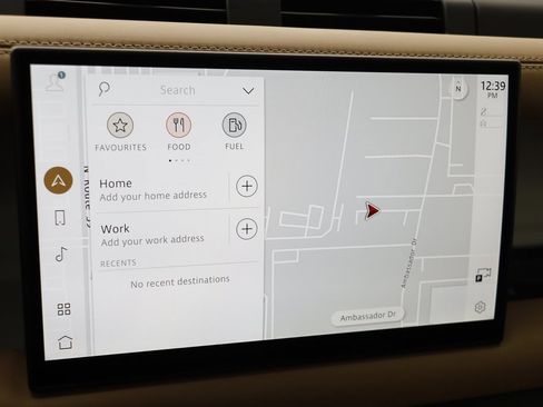 Used 2025 Land Rover Defender 130 S image 10