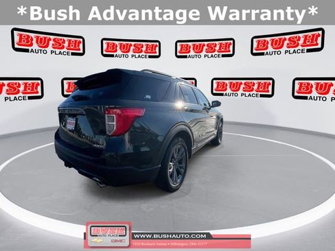Used 2022 Ford Explorer XLT w/ Equipment Group 202A image 3