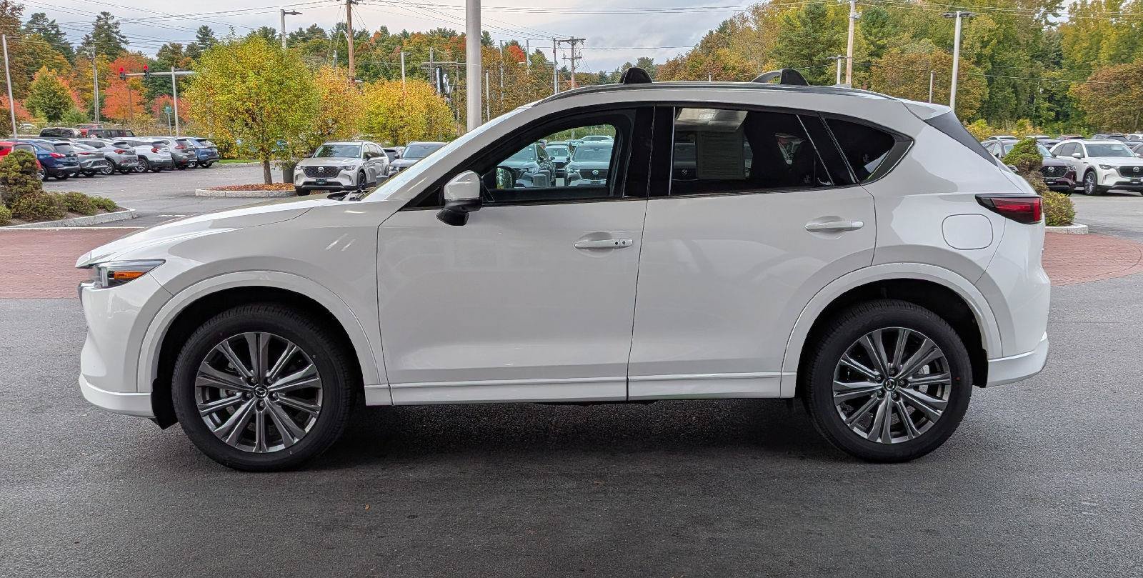 Certified 2025 MAZDA CX-5 Signature AWD/4WD image 5