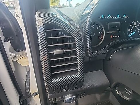 Used 2020 Ford F150 XLT w/ Equipment Group 302A Luxury AWD/4WD image 27