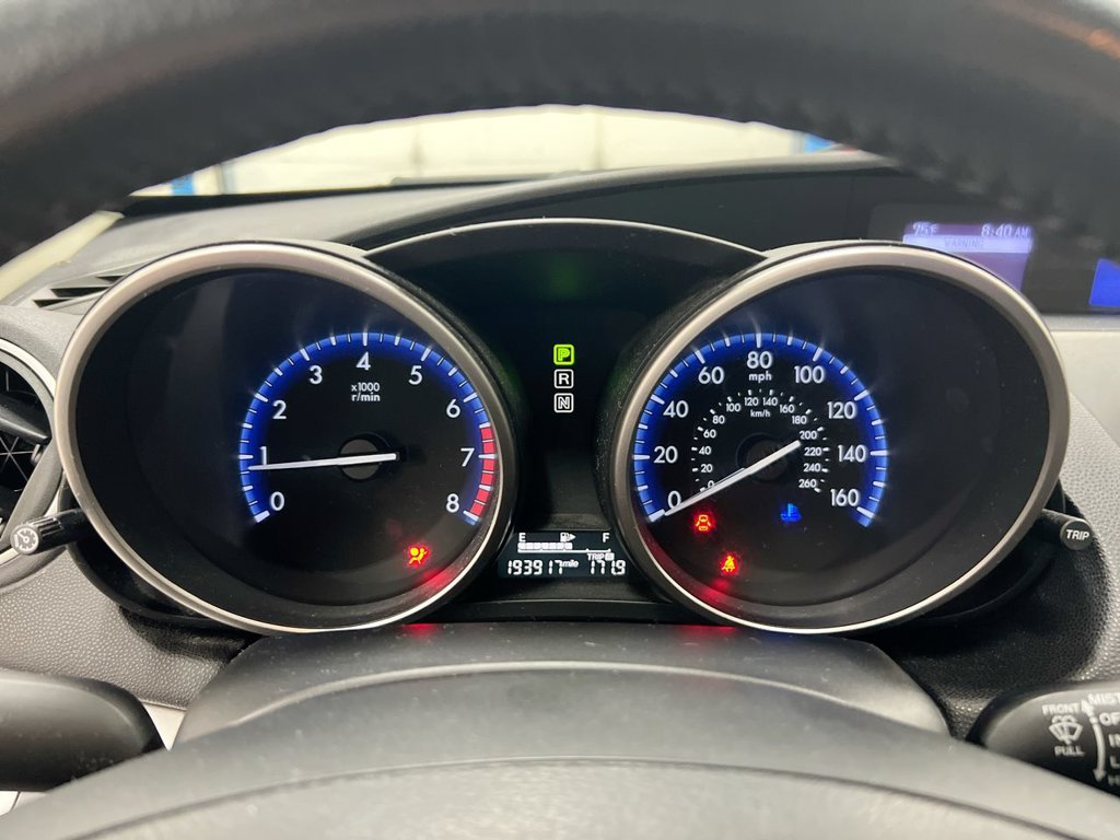 Used 2012 MAZDA MAZDA3 i Touring FWD image 12