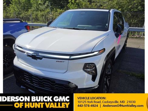 Used 2025 Chevrolet Silverado EV RST AWD/4WD image 1