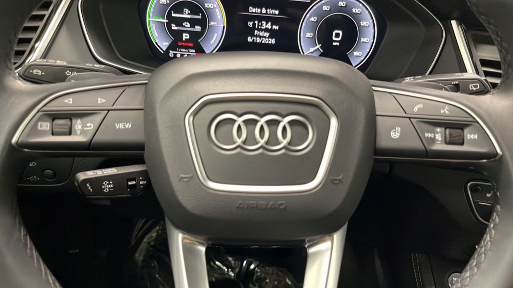 Used 2025 Audi Q5 e Premium Plus w/ Premium Plus Package AWD/4WD image 16