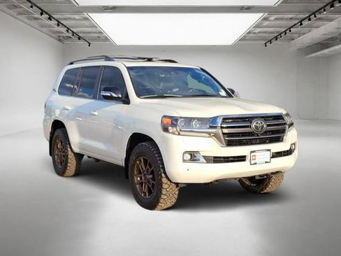 Used 2021 Toyota Land Cruiser Heritage Edition AWD/4WD image 8