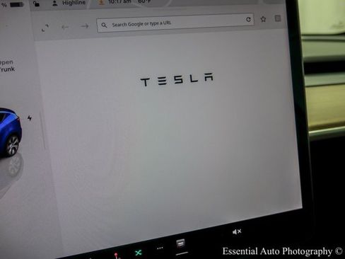 Used 2022 Tesla Model Y Long Range AWD/4WD image 26