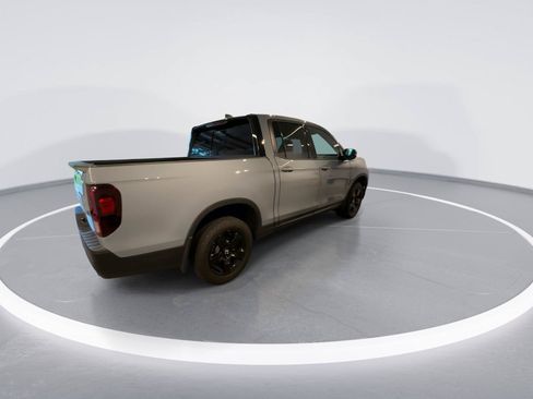 Used 2024 Honda Ridgeline Black Edition image 7