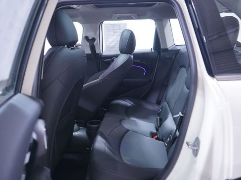 Used 2023 MINI Cooper S FWD image 9