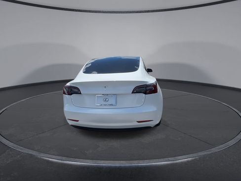 Used 2023 Tesla Model 3 Standard Range RWD image 8