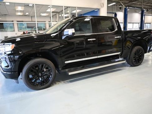 New 2026 Chevrolet Silverado 1500 High Country AWD/4WD image 12