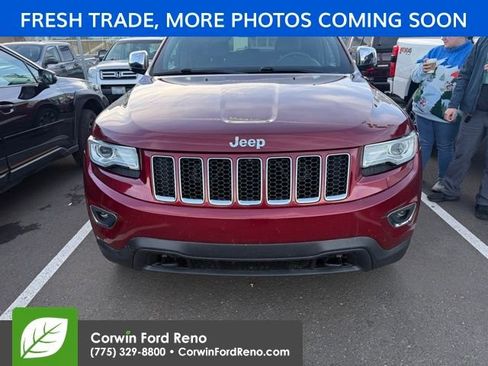 Used 2014 Jeep Grand Cherokee Limited w/ Luxury Group II image 2