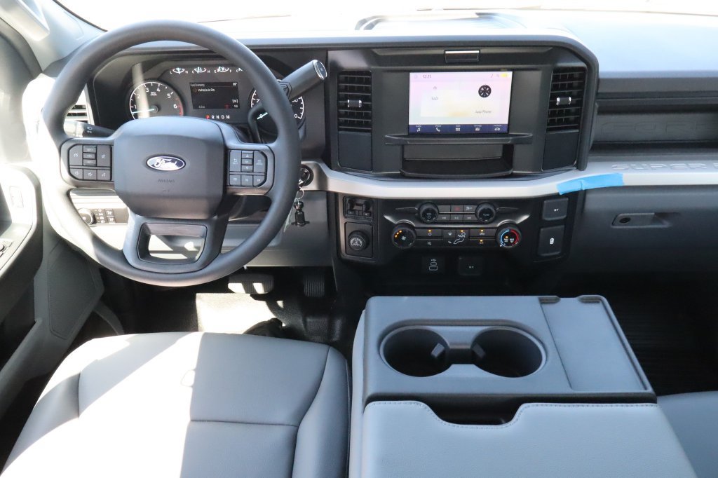New 2027 Ford F350 XL w/ XL Chrome Package RWD image 25