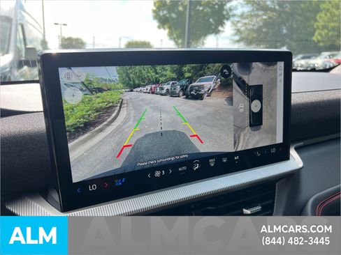 Used 2025 Ford Explorer ST image 30