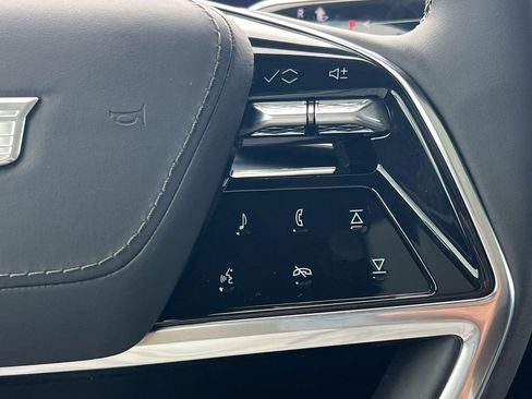 New 2026 Cadillac Escalade IQ Luxury 2 AWD/4WD image 14