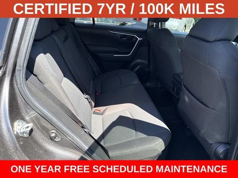 Used 2022 Toyota RAV4 LE AWD/4WD image 11
