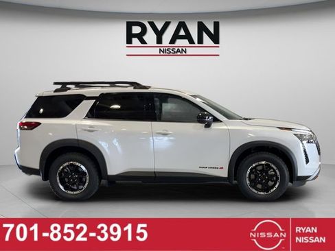 New 2026 Nissan Pathfinder Rock Creek w/ Rock Creek Premium Package AWD/4WD image 6