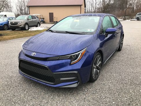Used 2020 Toyota Corolla SE w/ SE Premium Package image 4