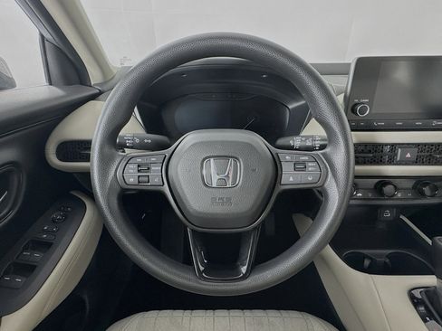 Certified 2023 Honda HR-V LX image 11