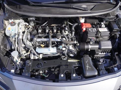 Certified 2024 Nissan Versa SR FWD image 7