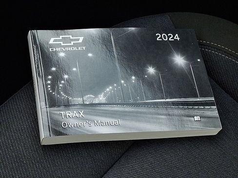 Certified 2024 Chevrolet Trax LS image 22