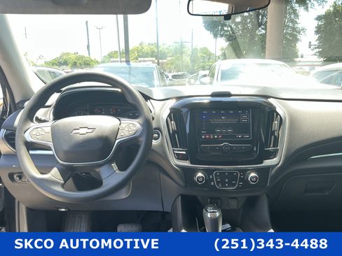 Used 2020 Chevrolet Traverse LS FWD image 15