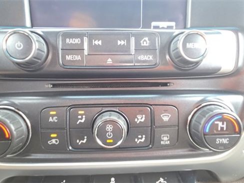 Used 2018 GMC Sierra 1500 SLT w/ SLT Premium Package image 32