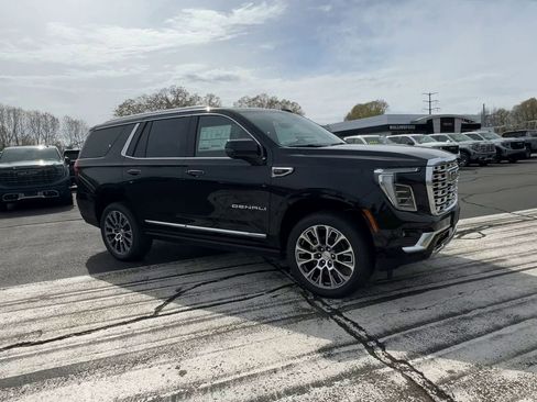 New 2026 GMC Yukon Denali w/ Denali Reserve Package AWD/4WD image 50