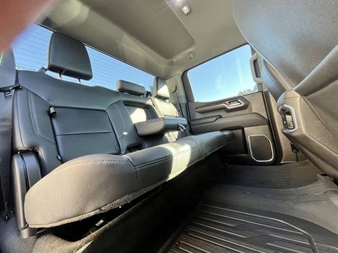 Used 2023 GMC Sierra 1500 SLT w/ SLT Convenience Package AWD/4WD image 42