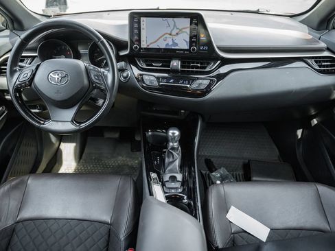 Used 2019 Toyota C-HR Limited FWD image 20