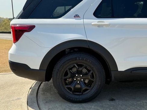Used 2021 Ford Explorer Timberline image 16
