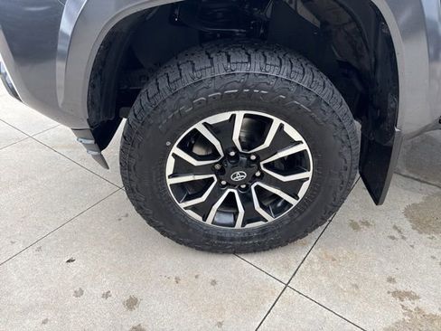 Used 2023 Toyota Tacoma TRD Sport w/ Technology Package AWD/4WD image 11