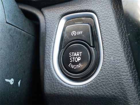 Used 2018 BMW 320i xDrive 320i xDrive w/ Convenience Package image 21