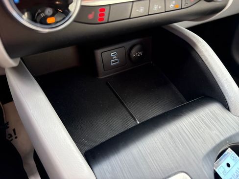 Used 2023 Ford Escape Active w/ Cold Weather Package FWD image 37