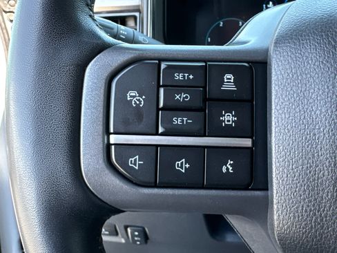 Used 2024 Ford F350 Lariat w/ Lariat Ultimate Package AWD/4WD image 31