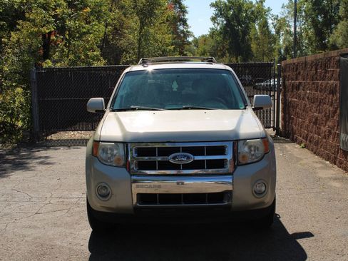 Used 2009 Ford Escape Limited FWD image 8