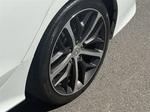 Used 2022 Honda Civic Touring image 28